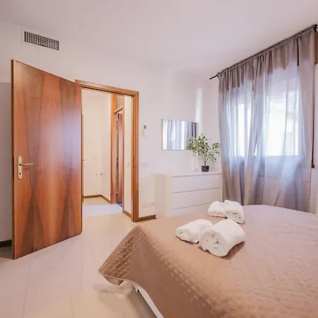 Apartmán Unico 5, 4 Ospiti, Parcheggio Gratis, 10 Minuti Da